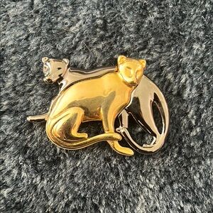 Elegant Gold and Silver Cat Brooch